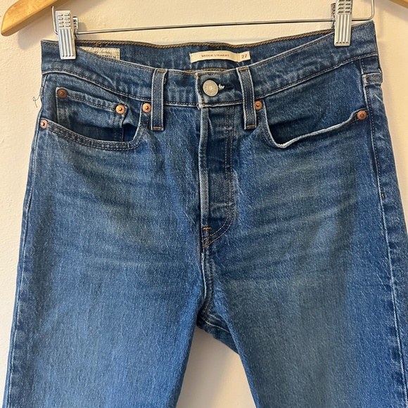 Levi's Wedgie Classic Straight Jeans in Stretch Cotton | Size 27 - Picture 2 of 10